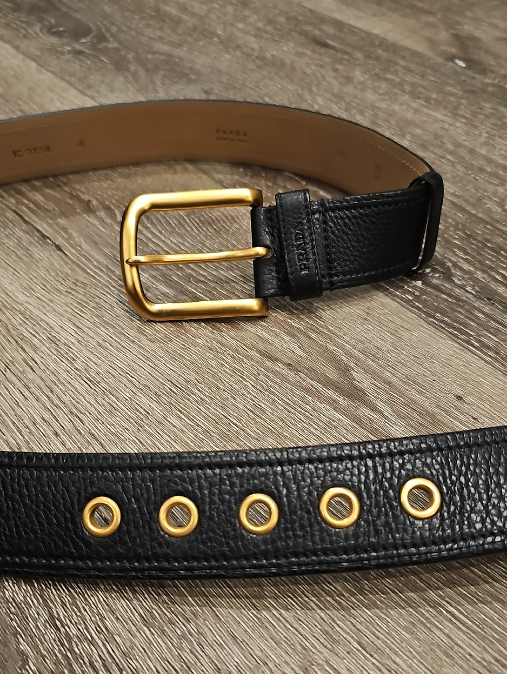 [NEW] PRADA Belt Black Pebbled Leather with Gold-Tone Buckle 90/36